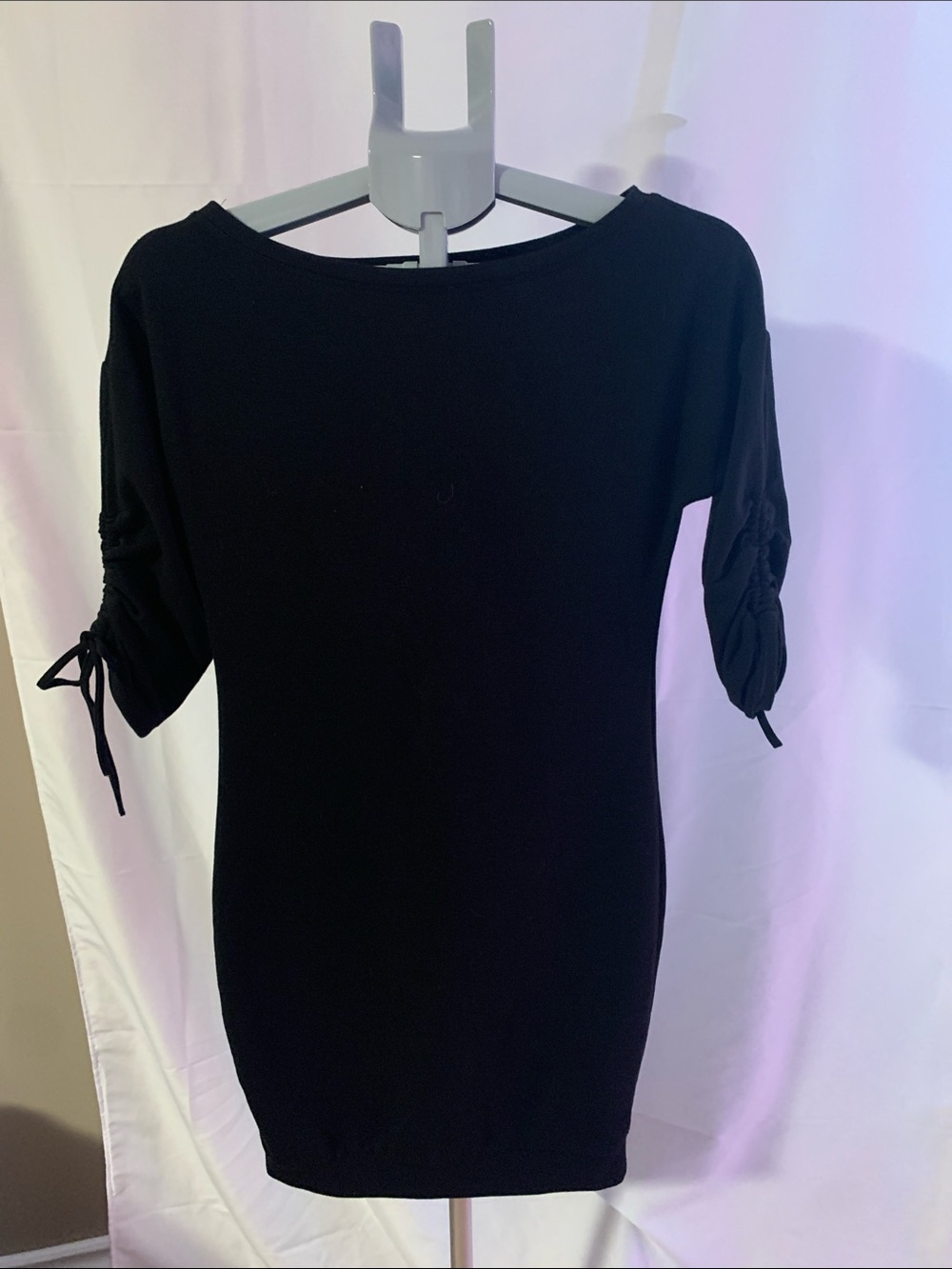 VINTAGE le Chateau tshirt style black dress XXS. WITH TIES AT SLEEVES